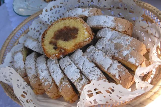 Przepis na dobre ciasto z jabłkami, które zachwyci Twoich gości