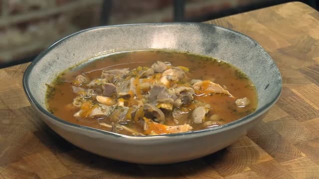 Zupa z żołądków drobiowych Strzelczyk – prosty przepis na smaczną potrawę